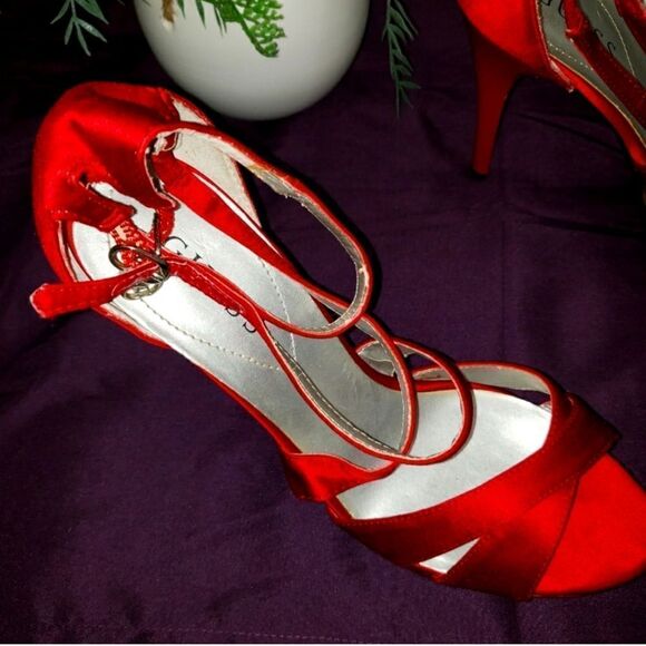 Sexy Guess Heels 8M - Picture 4 of 4